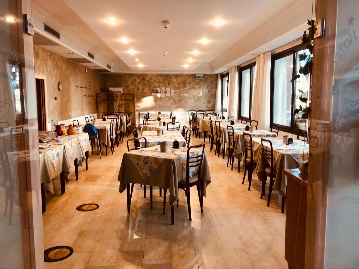 Piccolo Hotel Cesenatico Kültér fotó